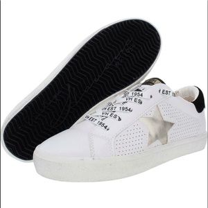 Womens Vintage Havana size 9 black gold and white